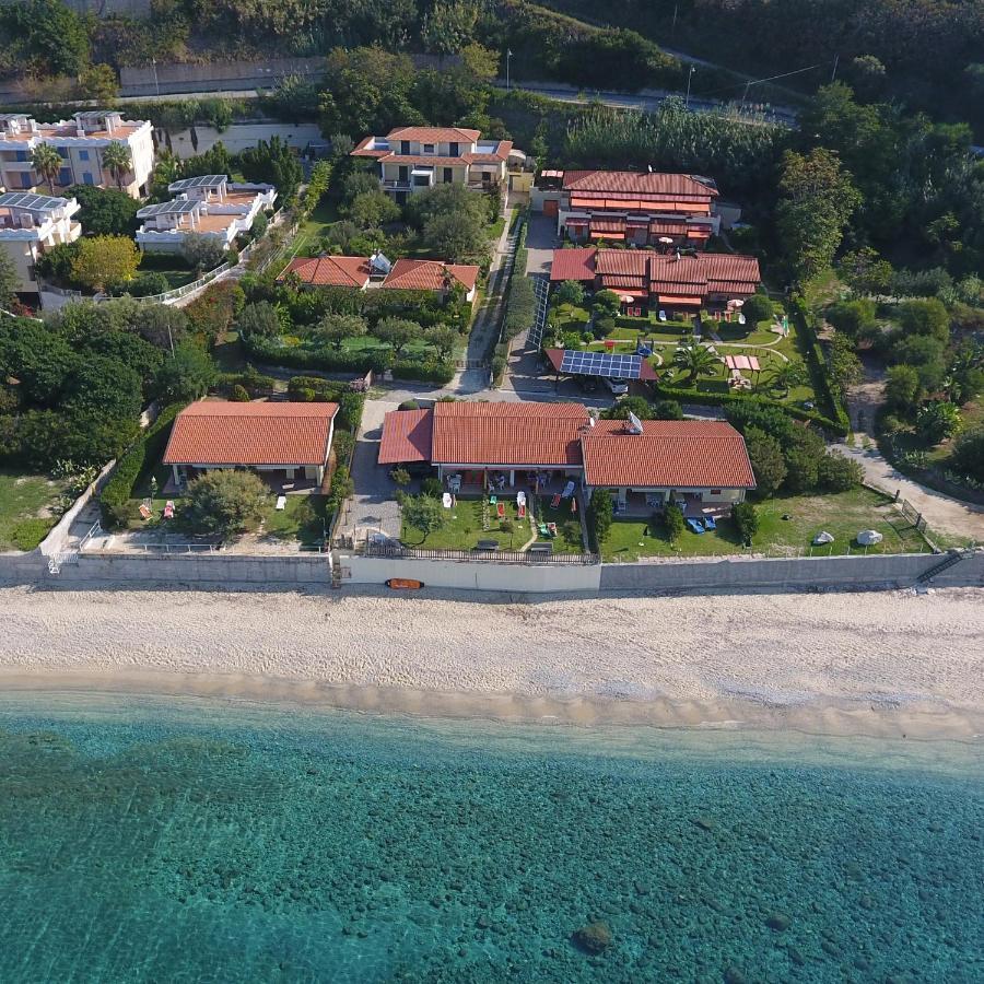Le Casette Sul Mare Capo Vaticano Eksteriør bilde